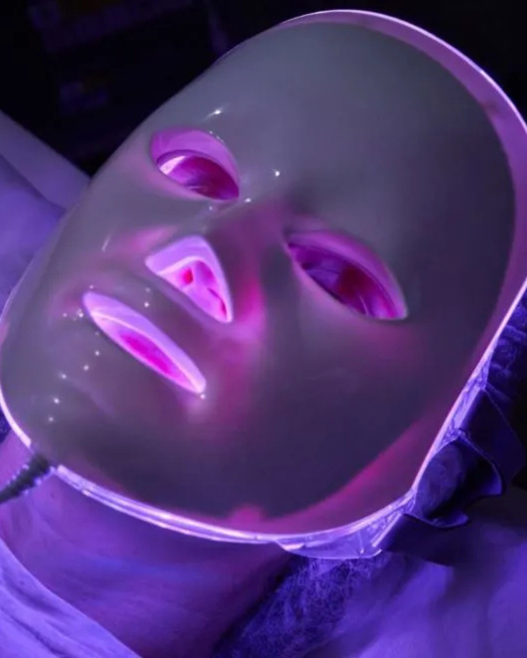 Máscara Facial Led y Cepillo Alisador